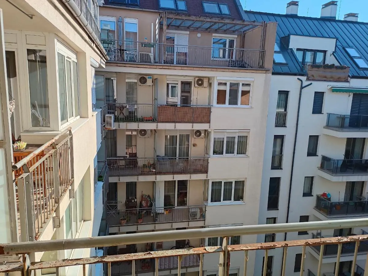 Dregely Apartment Budapest