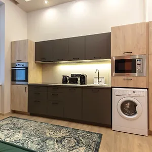  Apartmán E12 Boutique